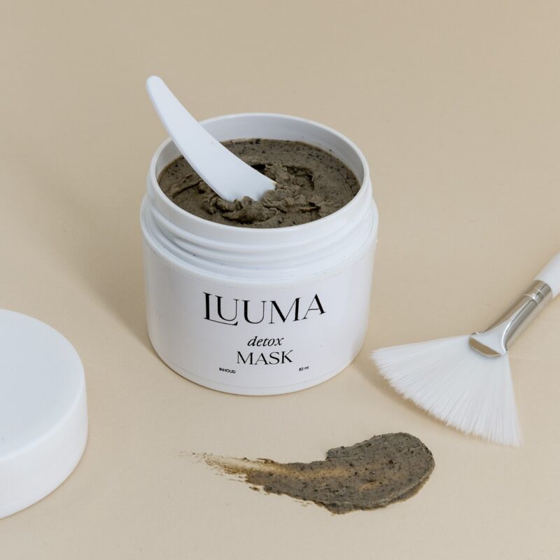 Luuma_Skincare_Detox_Mask_open